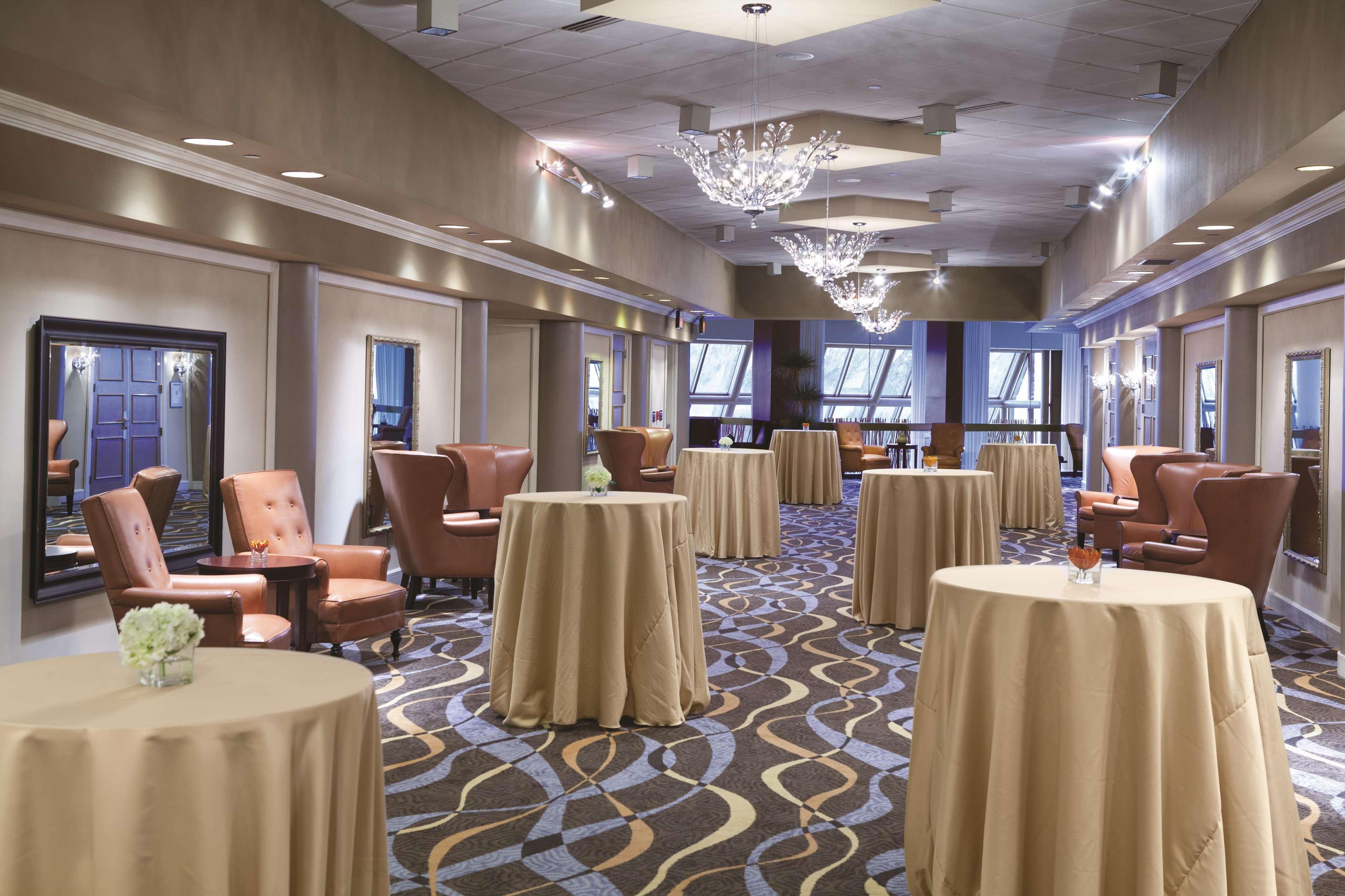 Doubletree By Hilton Orlando Downtown Hotel Buitenkant foto