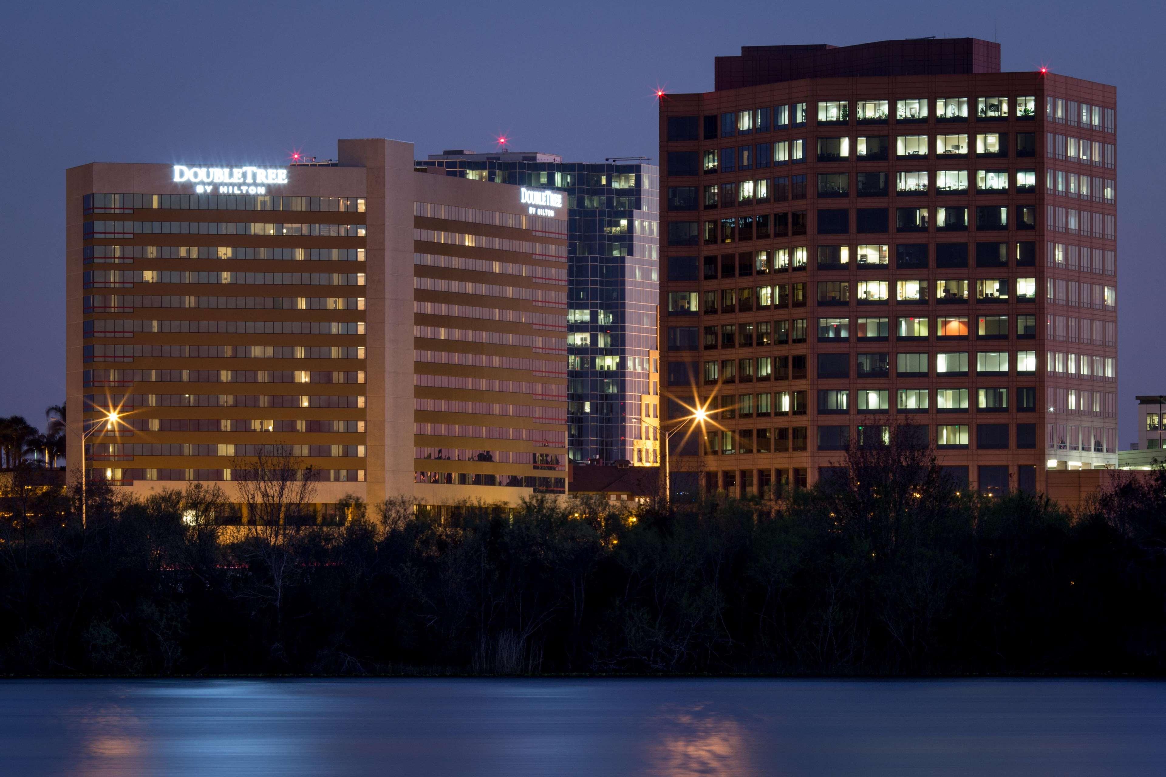 Doubletree By Hilton Orlando Downtown Hotel Buitenkant foto