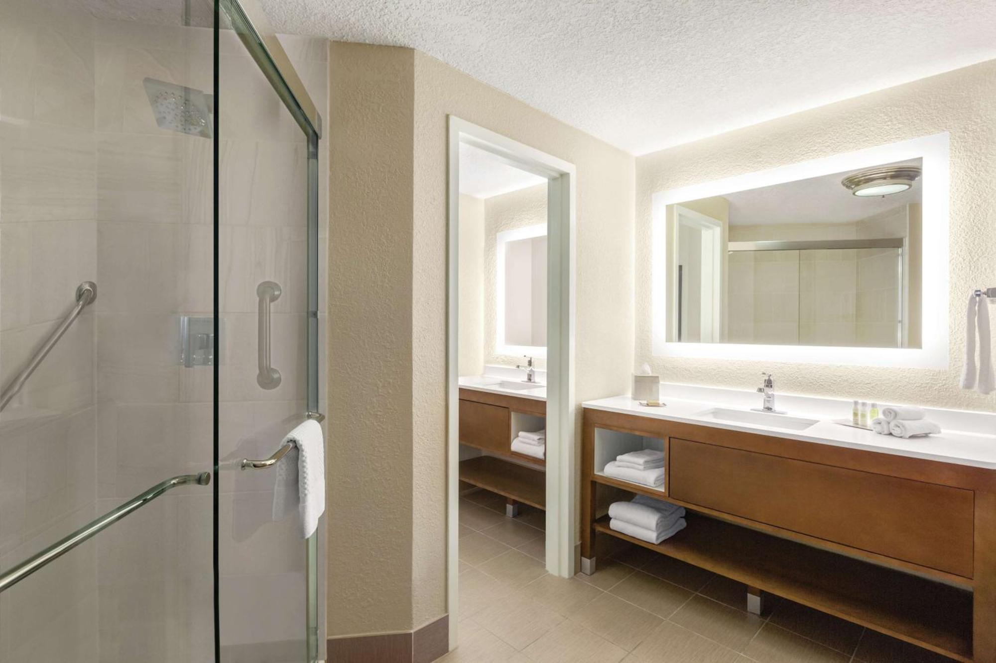 Doubletree By Hilton Orlando Downtown Hotel Buitenkant foto